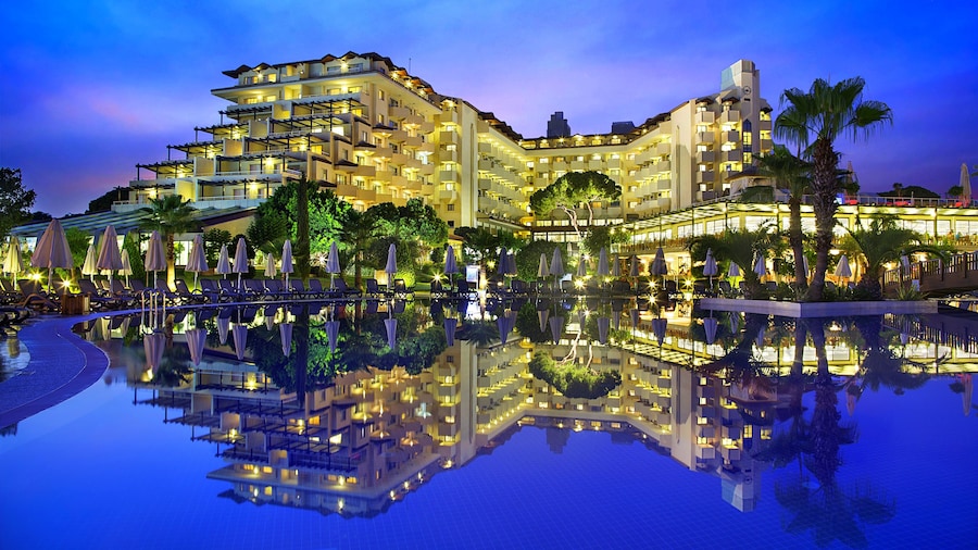 Bellis Deluxe Hotel