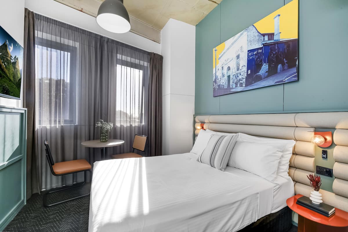 Double Studio | 1 bedroom, desk, iron/ironing board, free WiFi