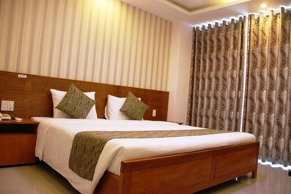 Deluxe Room, City View