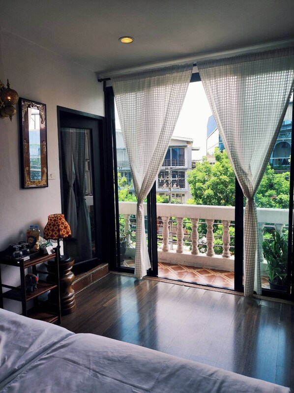Little India | Terrace/patio - m.stay (Bangkok)