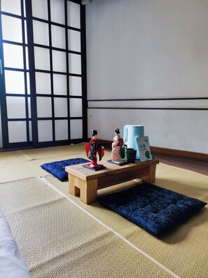 Sumo Village | Room amenity - m.stay (Bangkok)