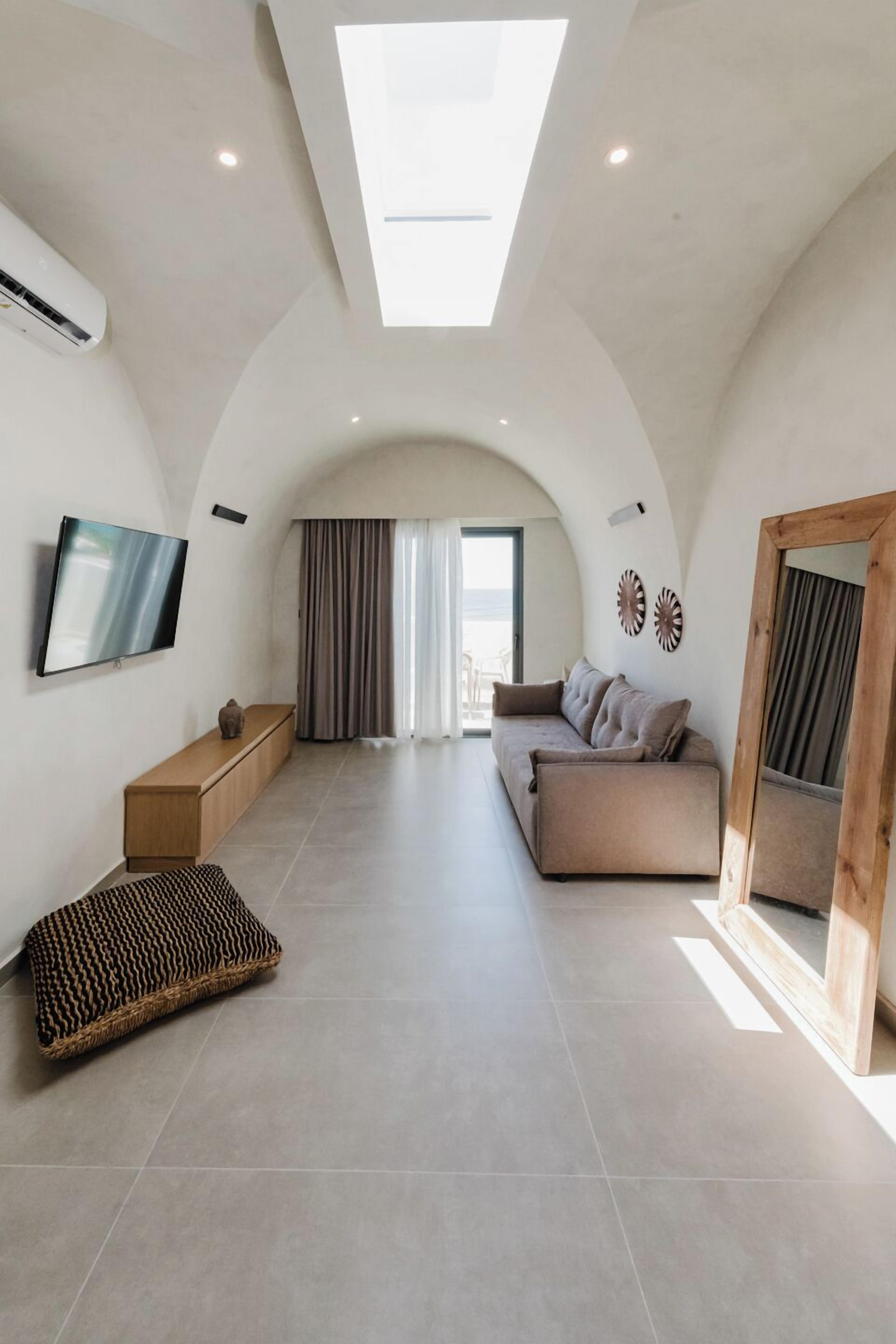 Wellness Retreat Suite with Private Pool & Sea View