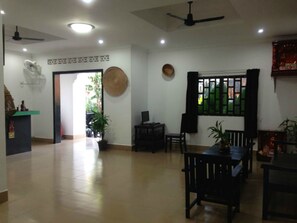 Lobby sitting area - Angkor Pal Boutique Hotel (Siem Reap)