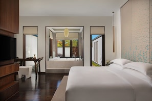 Nhà Duplex Cao cấp, 1 phòng ngủ | Bộ đồ giường cao cấp, chăn bông, minibar, két bảo mật tại phòng 
