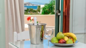In-room dining - Plaka Hotel I (Naxos)