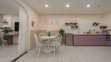 Luxury Family Apartment With Balcony (321141424) | Private kitchen