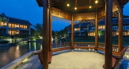 Banyan Tree Yangshuo