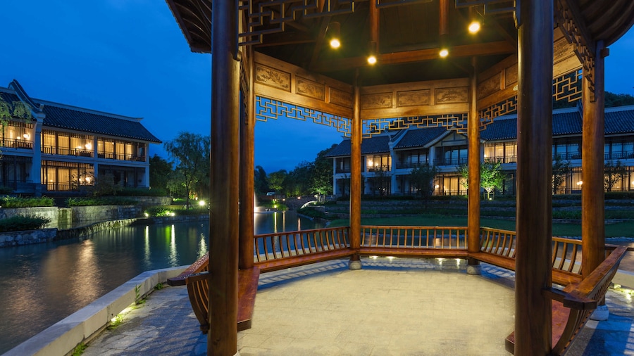 バンヤン ツリー 陽朔 (陽朔悅榕庄酒店)