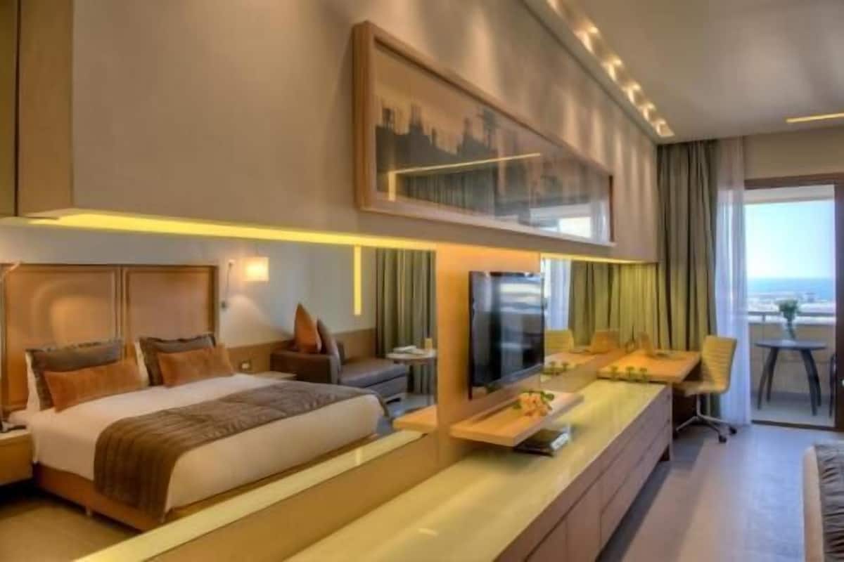 Sábanas italianas Frette, ropa de cama de alta calidad y minibar