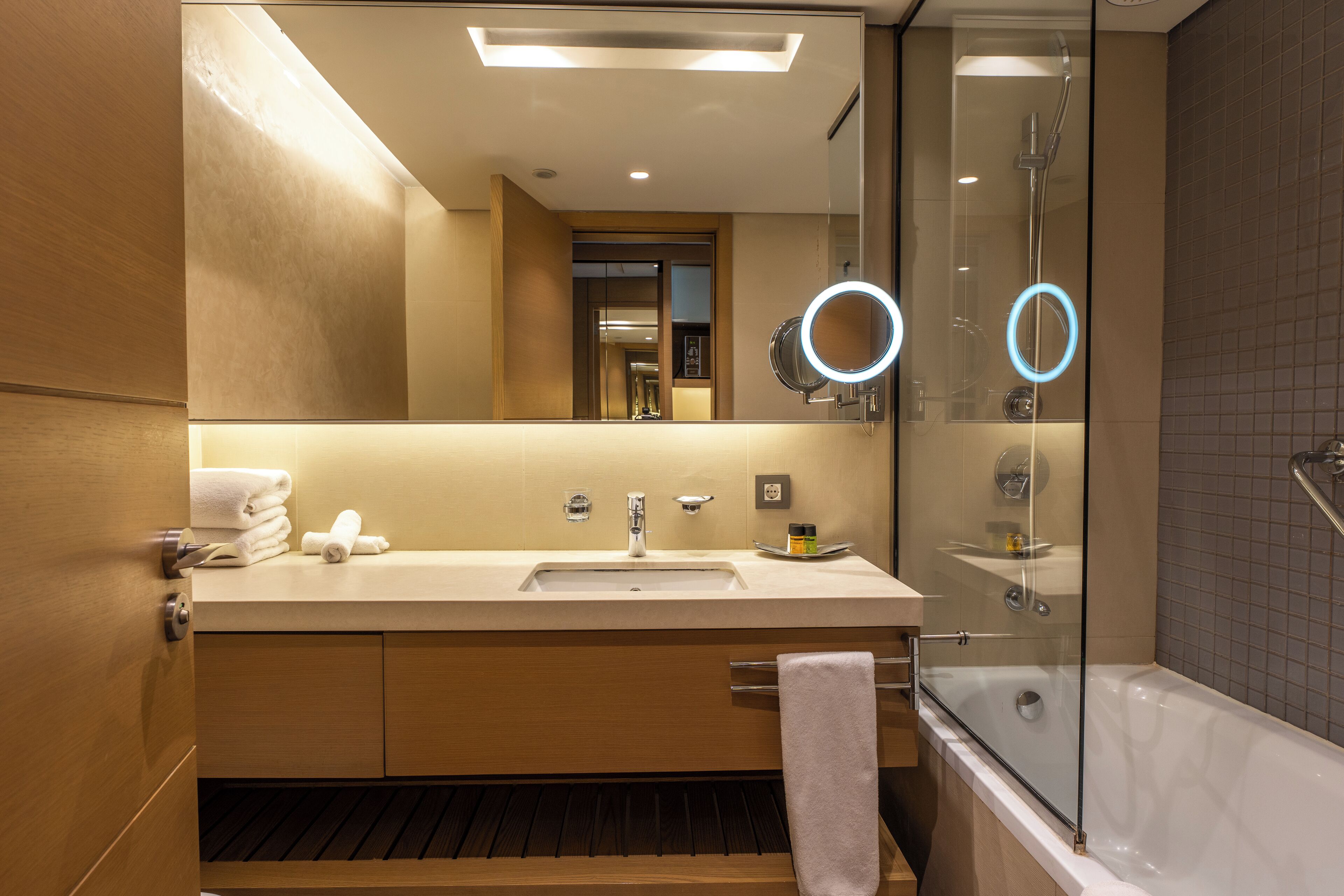 rainfall showerhead, free toiletries, hair dryer, bathrobes