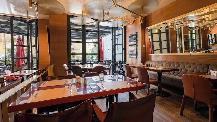 Saifi Suites Hotel