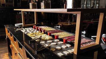 Bữa sáng buffet