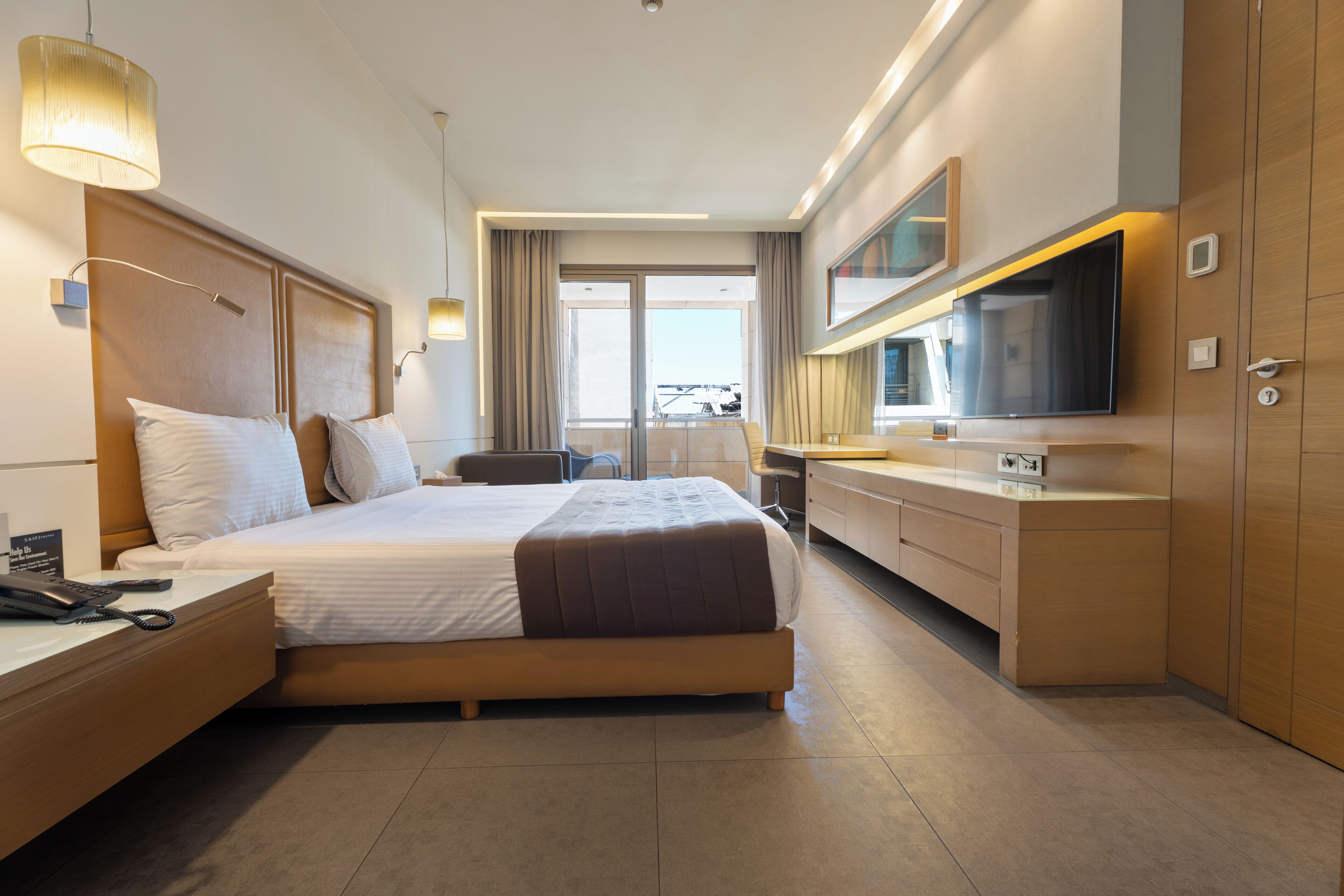 1 bedroom, frette italian sheets, premium bedding, minibar