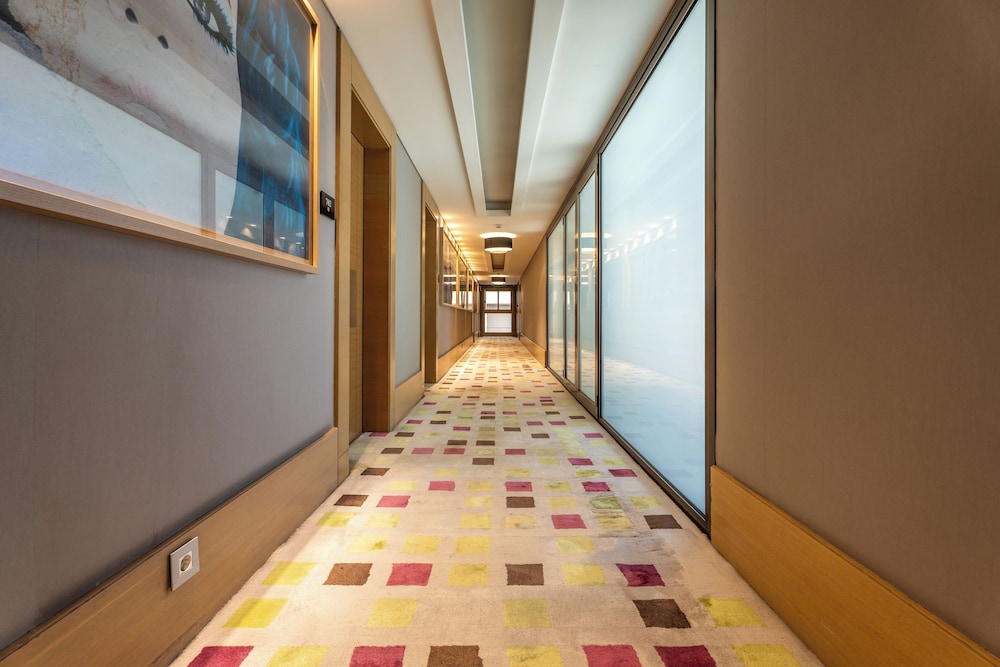 Saifi Suites by null