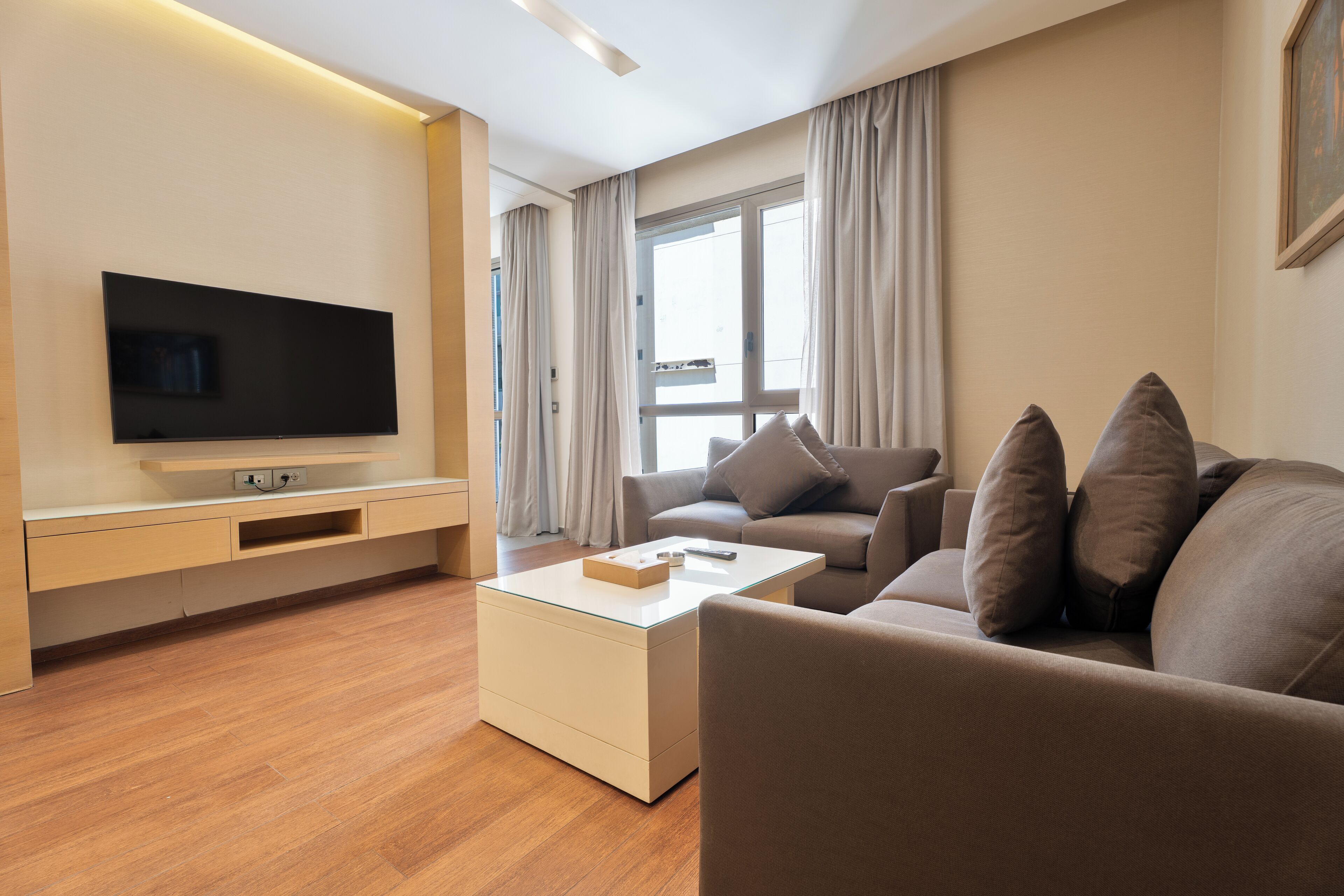 business suite | living area | lcd tv, dvd player