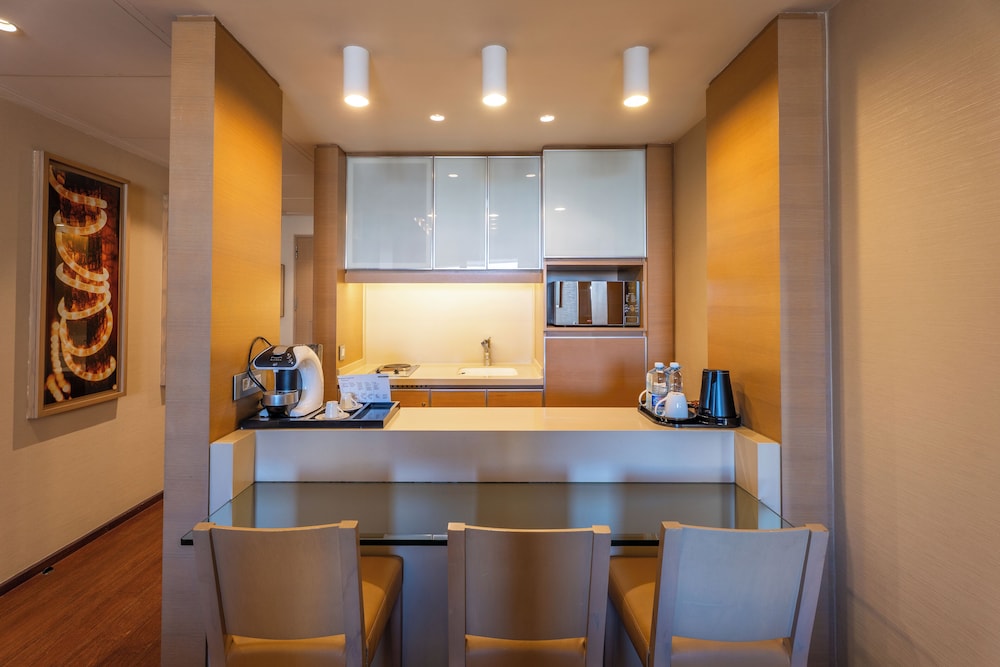 Saifi Suites by null