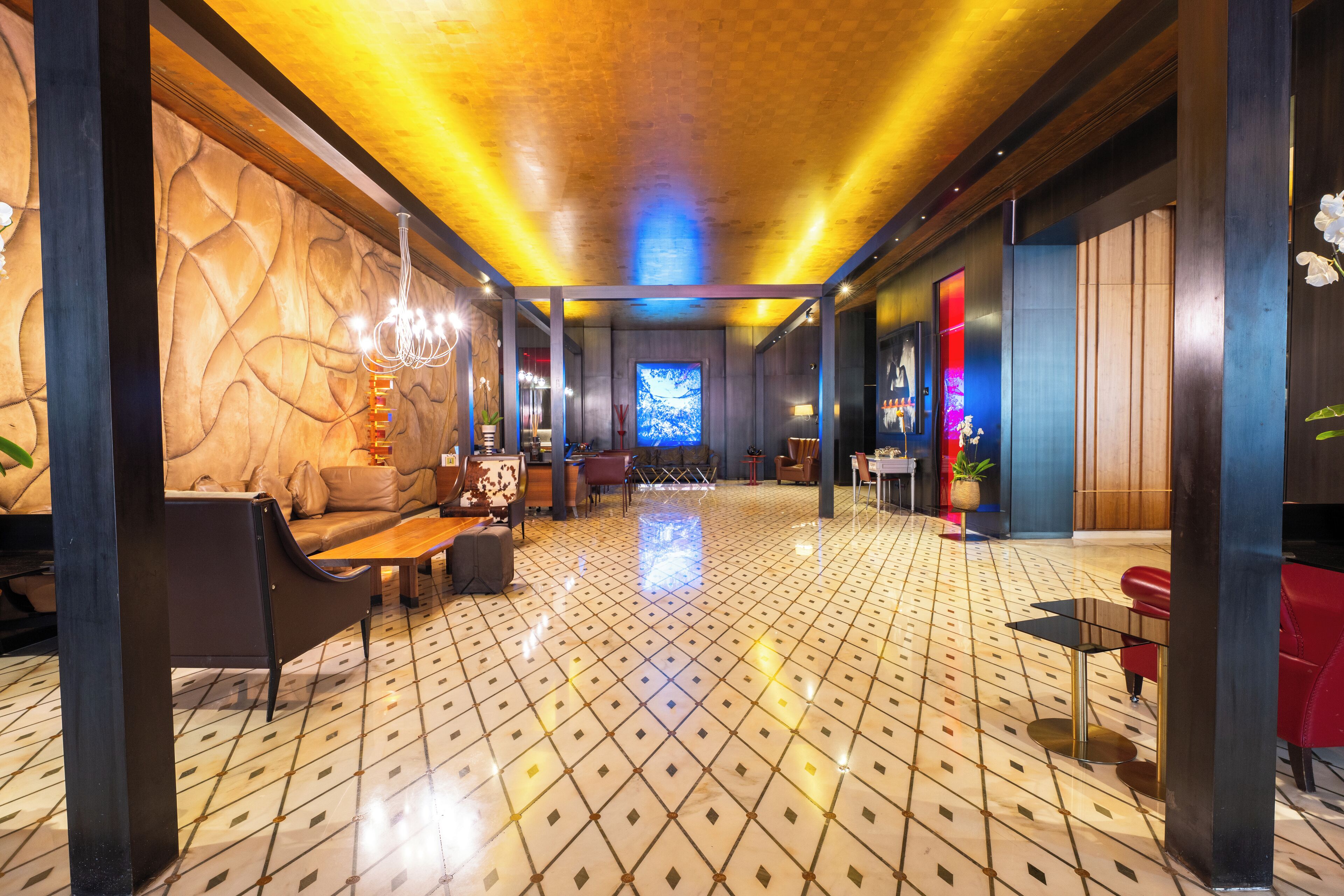 Photo - Saifi Suites Hotel