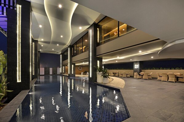Indoor pool, outdoor pool