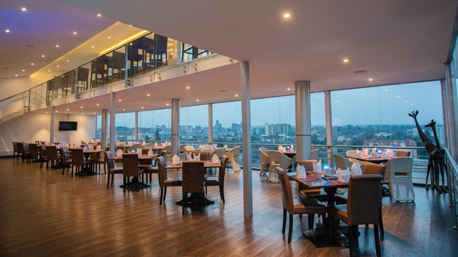 Cloud Hotel & Suites