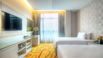 Minibar, caja de seguridad en la habitación, wifi gratis y ropa de cama