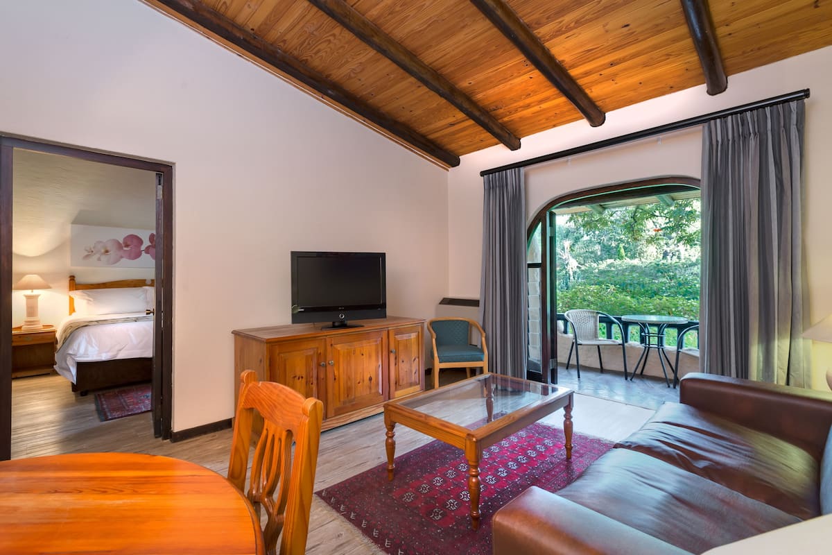 In-room safe, desk, blackout curtains, free WiFi