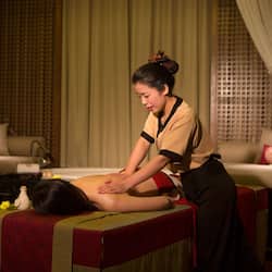 Body treatments, hydrotherapy, body scrubs, facials, reflexology