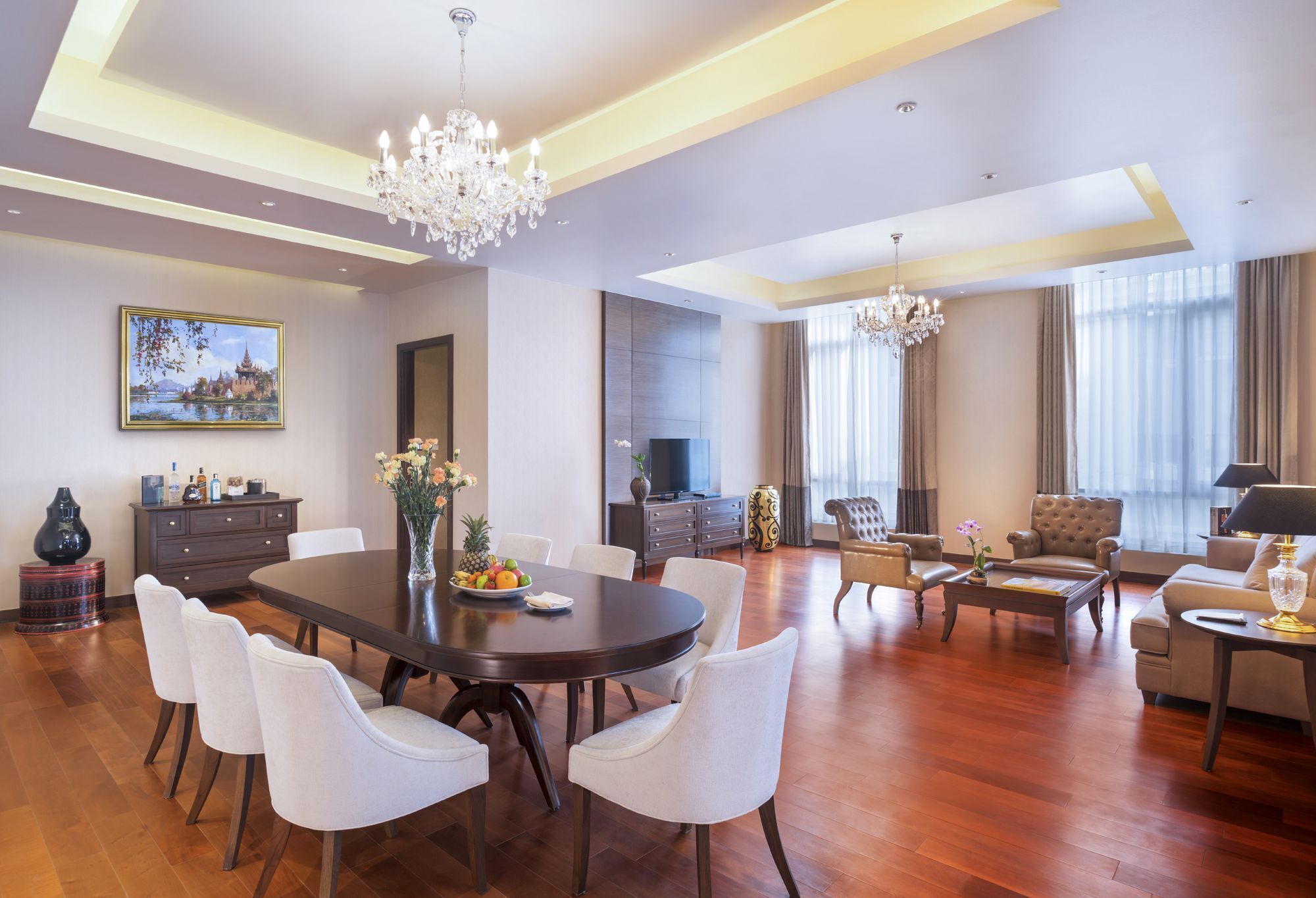 Breakfast, lunch, dinner served; Pan-Asian cuisine 