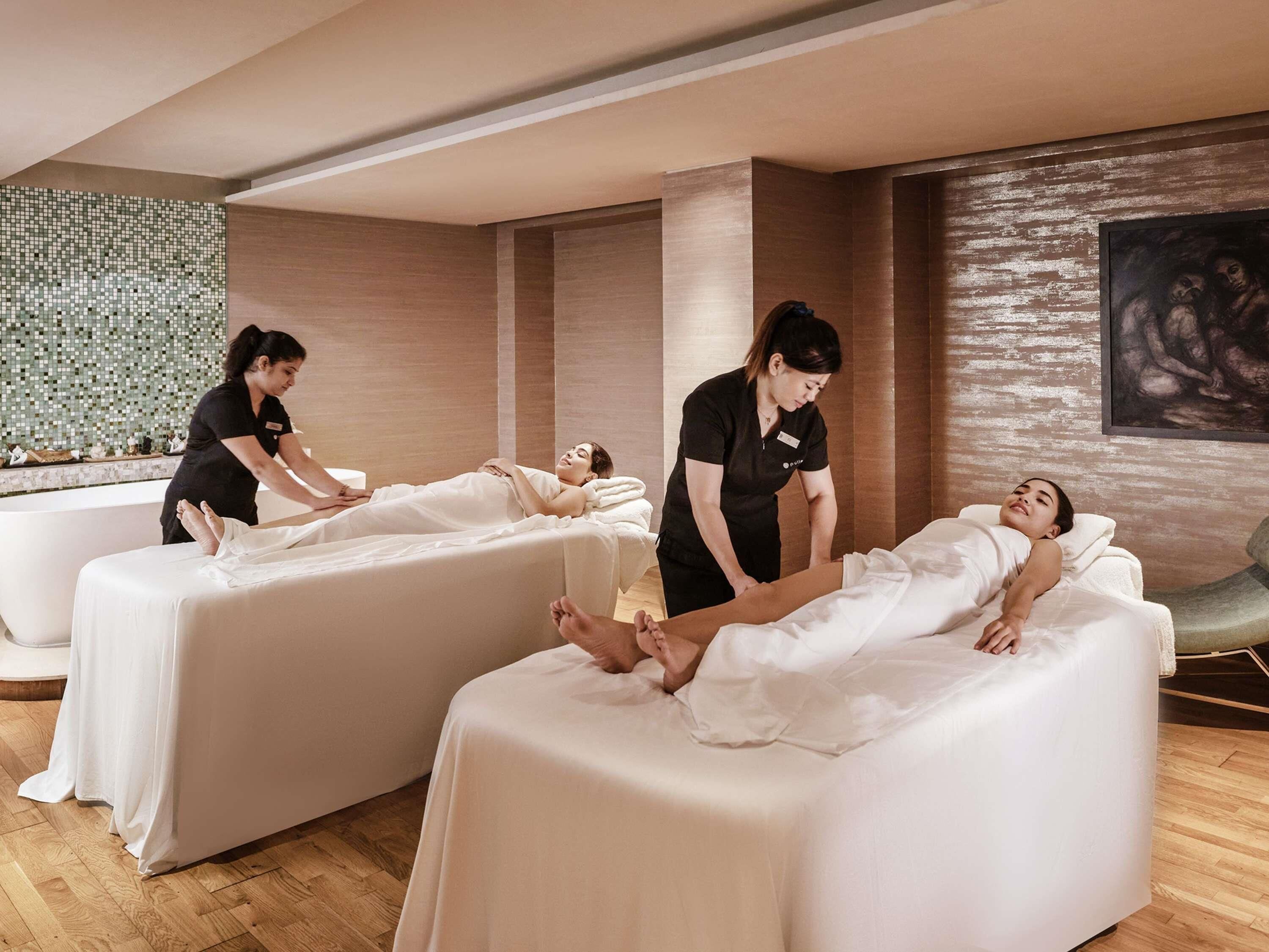 Couples treatment room(s), body treatments, aromatherapy