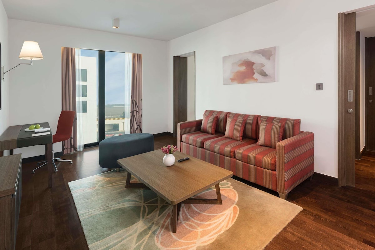 1 bedroom, minibar, in-room safe, desk