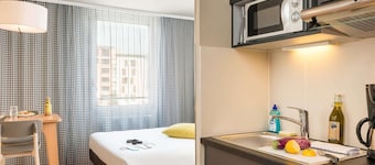 Aparthotel Adagio Access Paris Massy Gare TGV