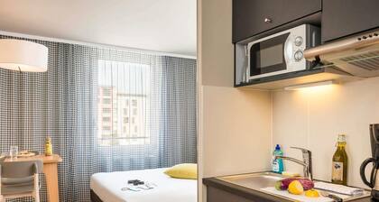 Aparthotel Adagio Access Paris Massy Gare TGV