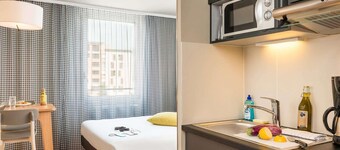 Aparthotel Adagio Access Paris Massy Gare TGV