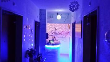 Check-in-/Check-out-Schalter