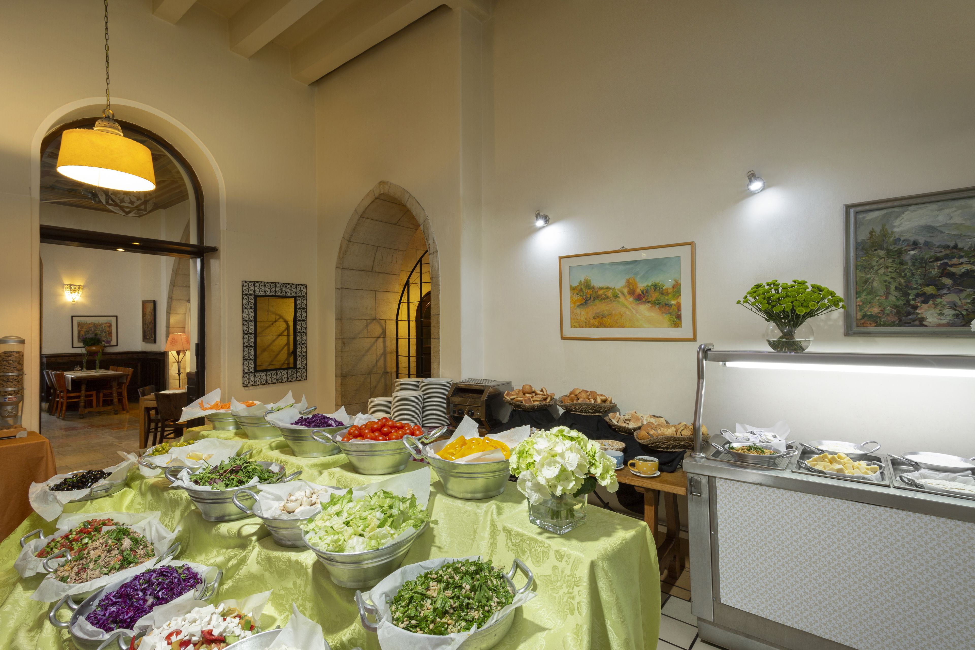 Daily buffet breakfast for a fee