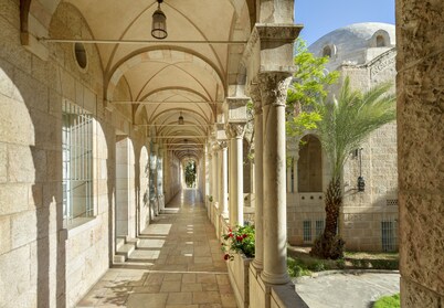 YMCA Three Arches Hotel