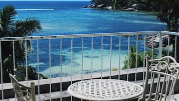 Deluxe Room, Sea View | Beach/ocean view