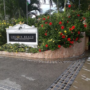 Entrée de l’hébergement