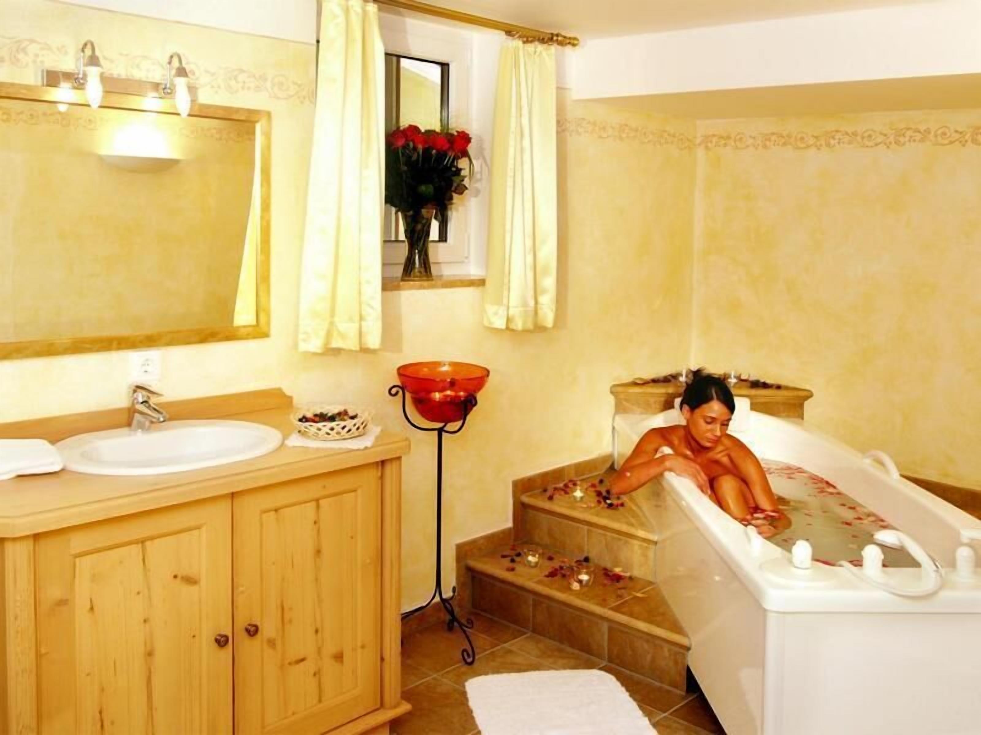 hair dryer, dressing gowns, towels