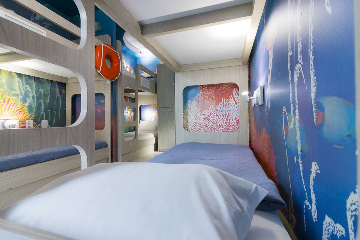 Shared Dormitory, Mixed Dorm (8 Beds / 8 Camas) | Premium bedding, blackout curtains, iron/ironing board, free WiFi