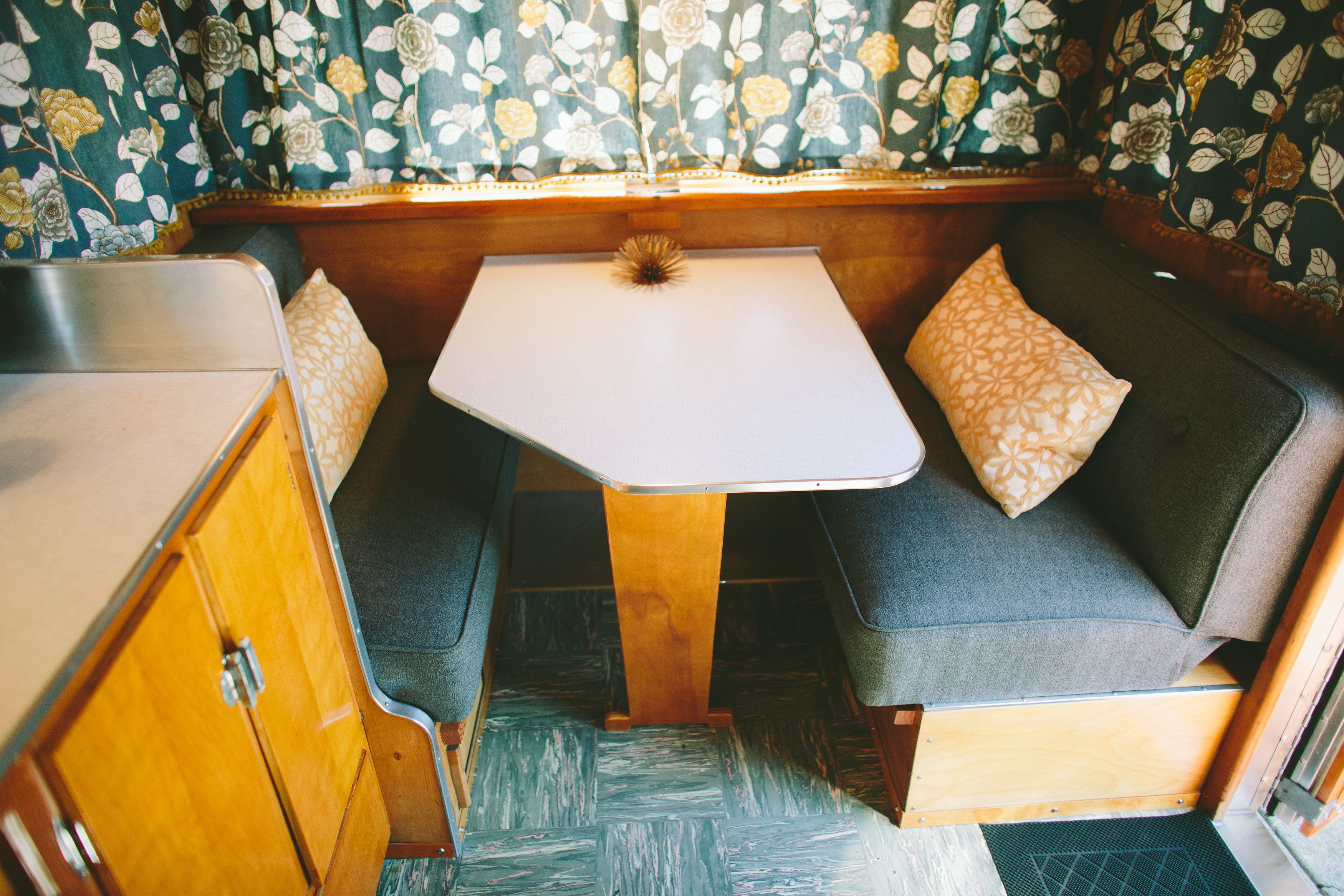 1956 santa fe travel trailer | in-room dining