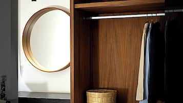 Einzelzimmer | Schrank