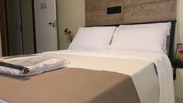 Superior Room, 1 Double Bed | Minibar, free WiFi, bed sheets