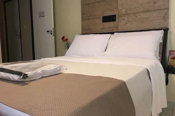 Superior kamer, 1 tweepersoonsbed | Een minibar, gratis wifi, beddengoed