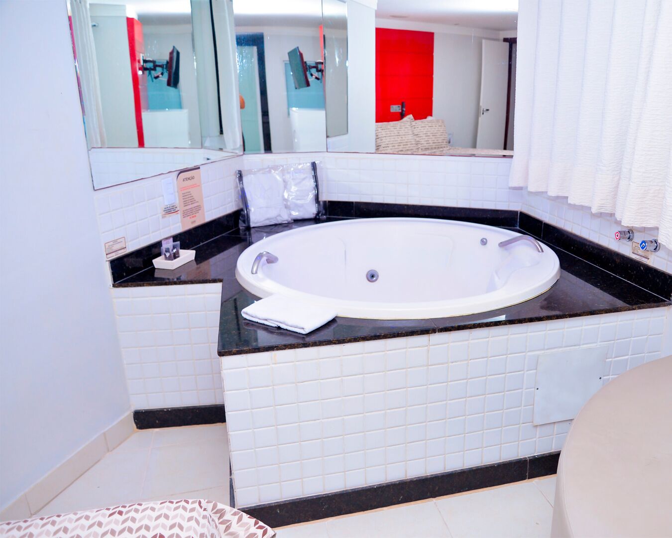 suite sempre | minibar, free wifi, bed sheets