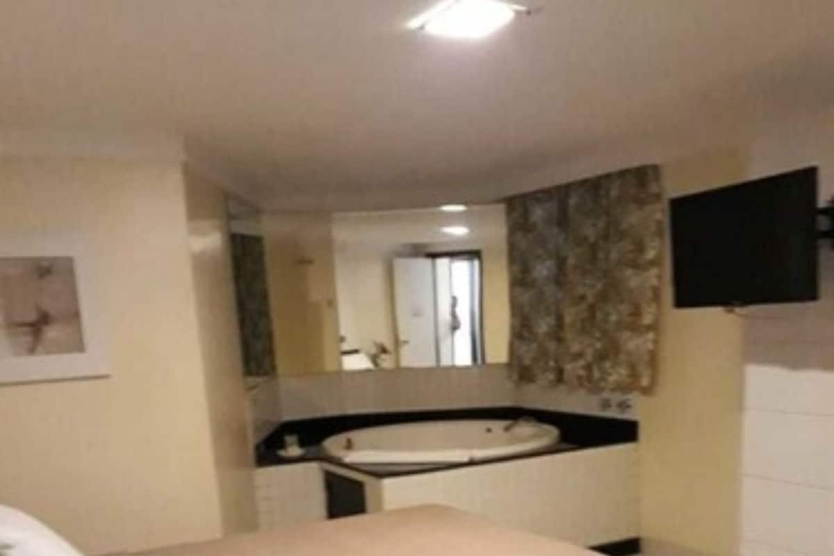 Suite Sempre | 迷你吧、免费 WiFi、床单