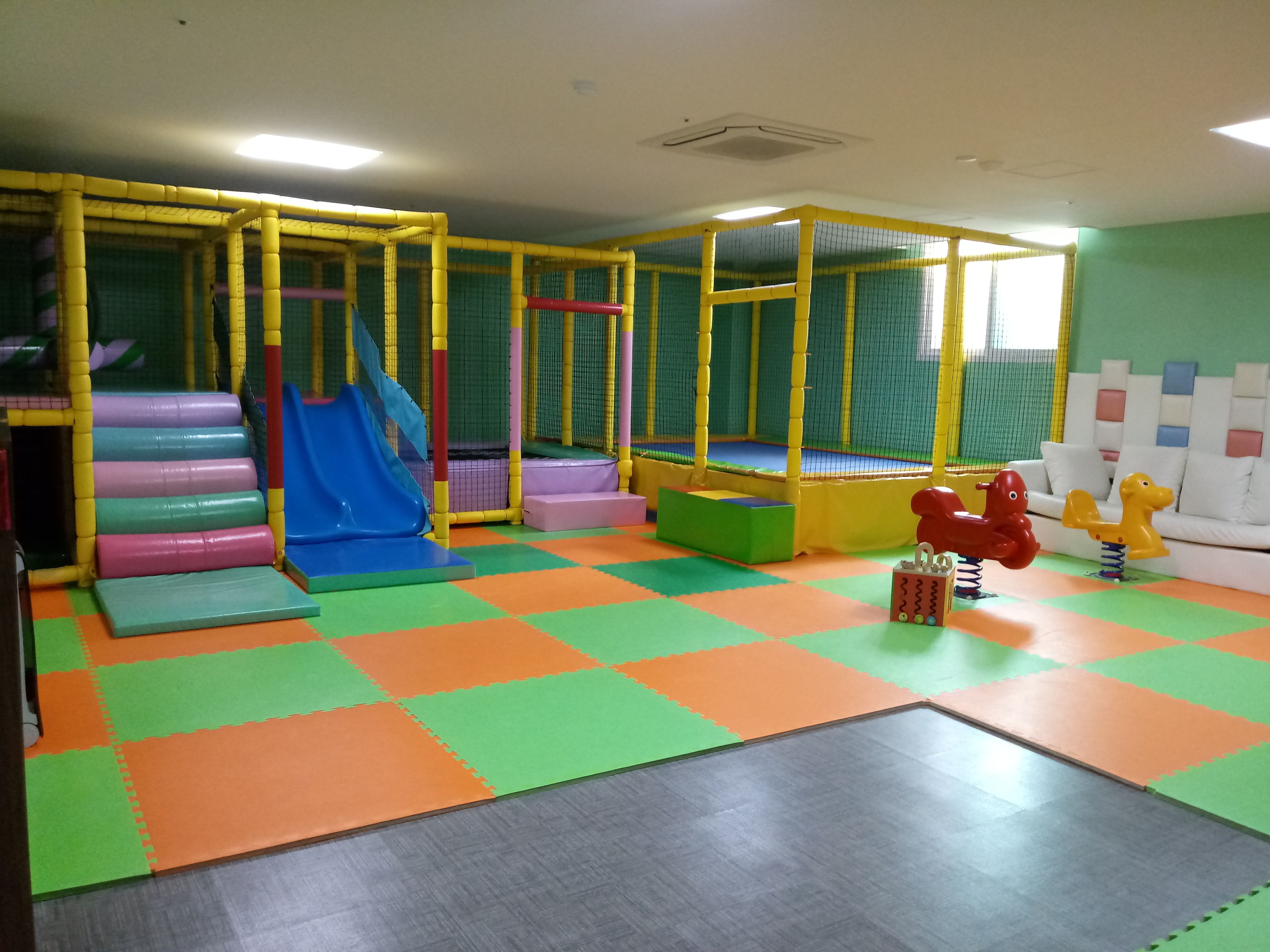 children’s play area – indoor