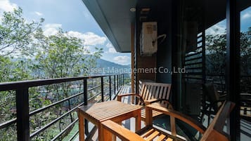 Supersized One bedroom | Vue de la chambre