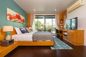 Supersized One bedroom | 防过敏的被褥、客房内保险箱、办公桌、笔记本电脑工作区