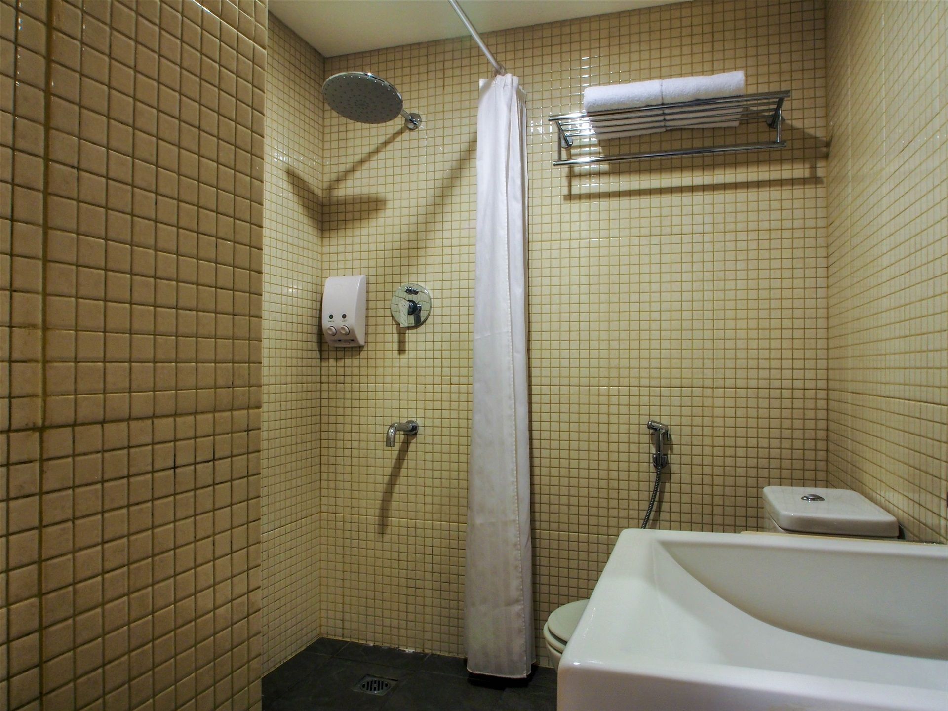 Foto - Hotel 88 Blok M Jakarta By WH