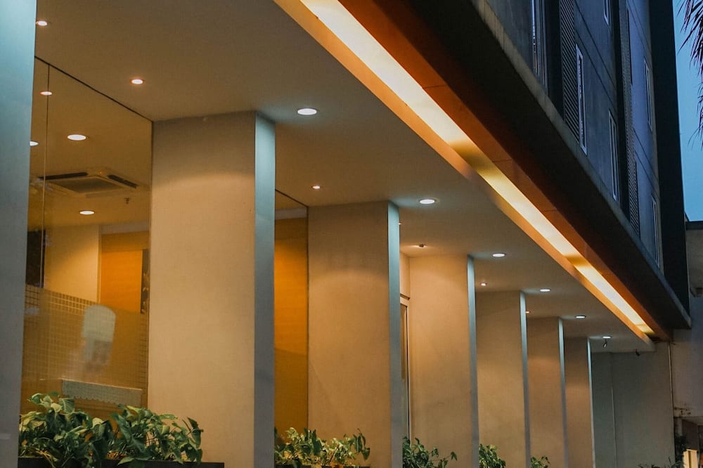 M Hotel Jakarta